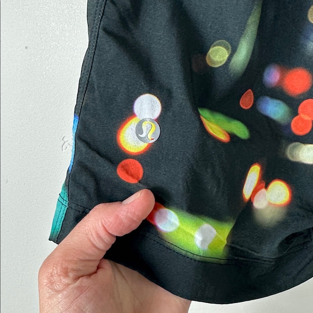 Lululemon T.H.E. Short H2O Colorful Blink Me Rare Swim Shorts Small - Picture 4 of 8